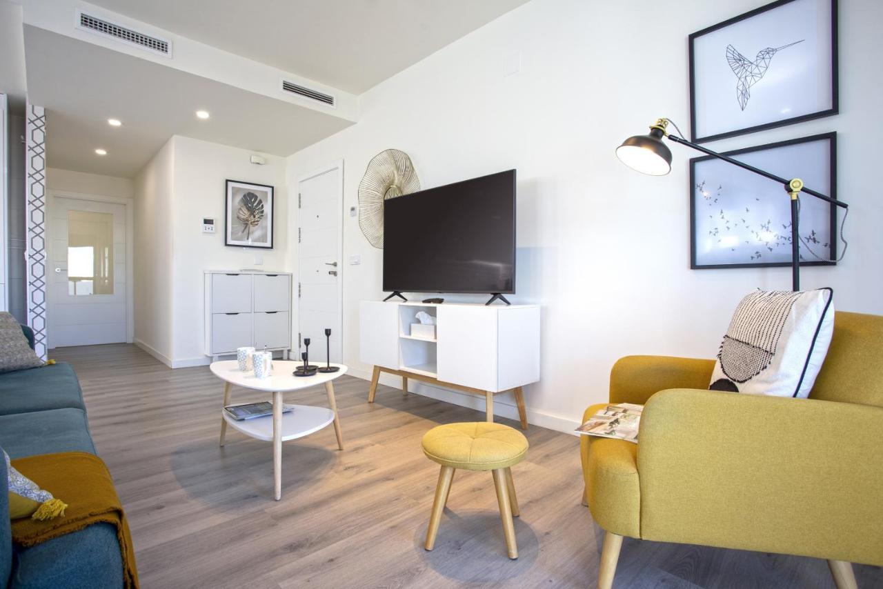 Apartment -malagasunapts-centre Pool&parking Bus-train Station Málaga